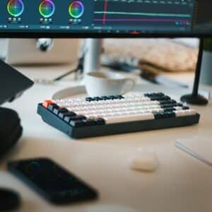 Photo Adjustable desk