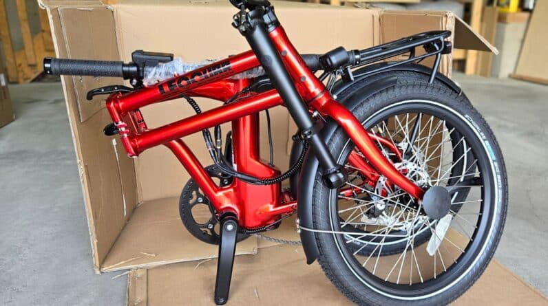 Photo Folding E-bikes